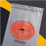 Пакети з клейкою стрічкою