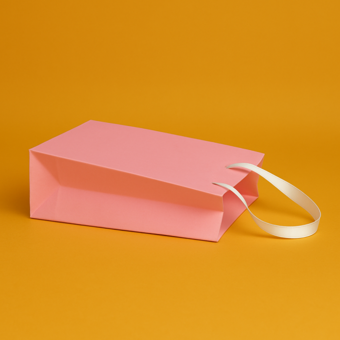 Пакет ламінований 15х20х8см РОЖЕВИЙ з шнурком або атласною стрічкою та логотипом