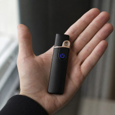 Запальничка USB електрична чорна матова тонка з гравіюванням